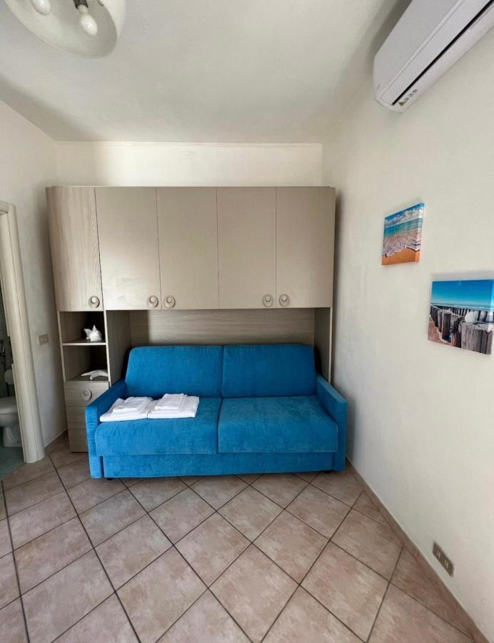 Villa Pisola Fiumicino Airport - Seafront Eksteriør billede