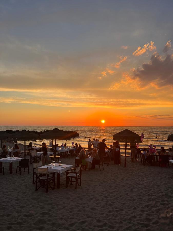 Villa Pisola Fiumicino Airport - Seafront Eksteriør billede